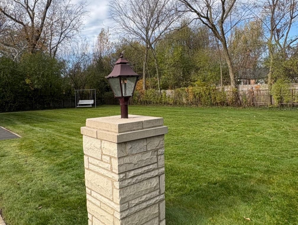 Front lawn after a fall cleanup and leaf removal in Winnetka — MarioScape